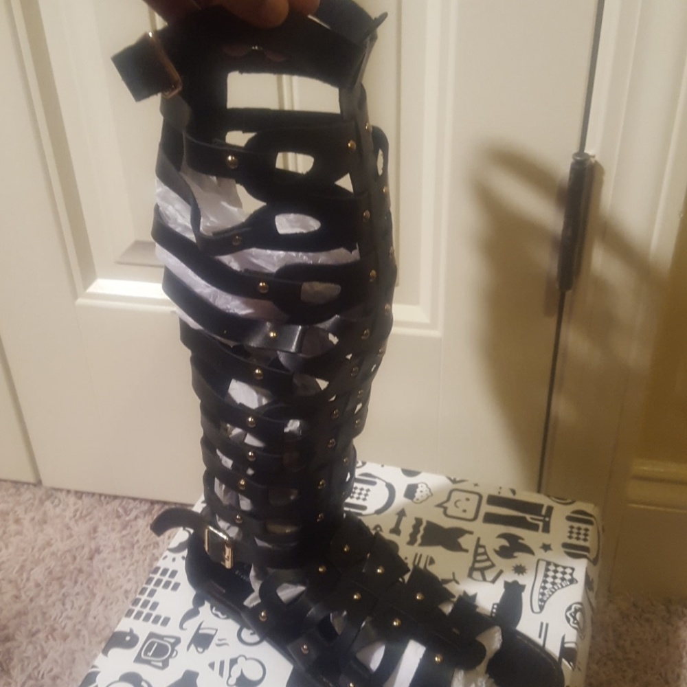 Women's black gladiator sandals